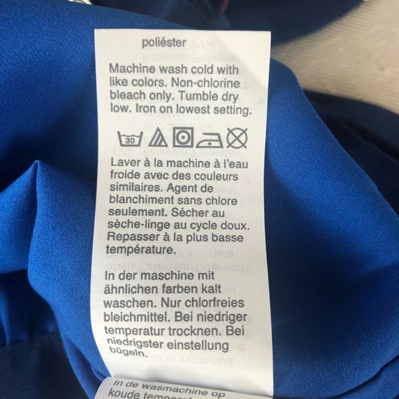 SHIRT - Women's Madewell blue mock wrap blouse with red and pink floral print. - Picture 14 of 16